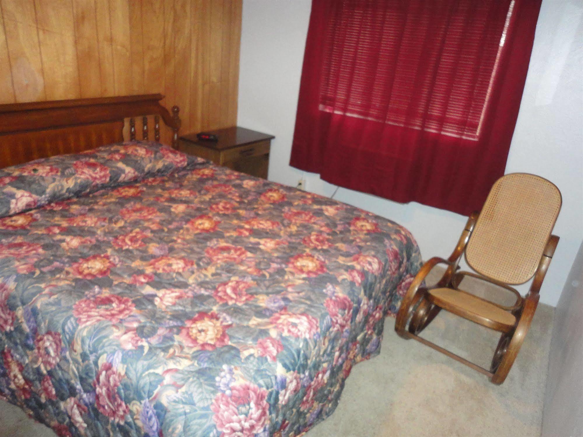 Empire Motel Saint Francis Esterno foto